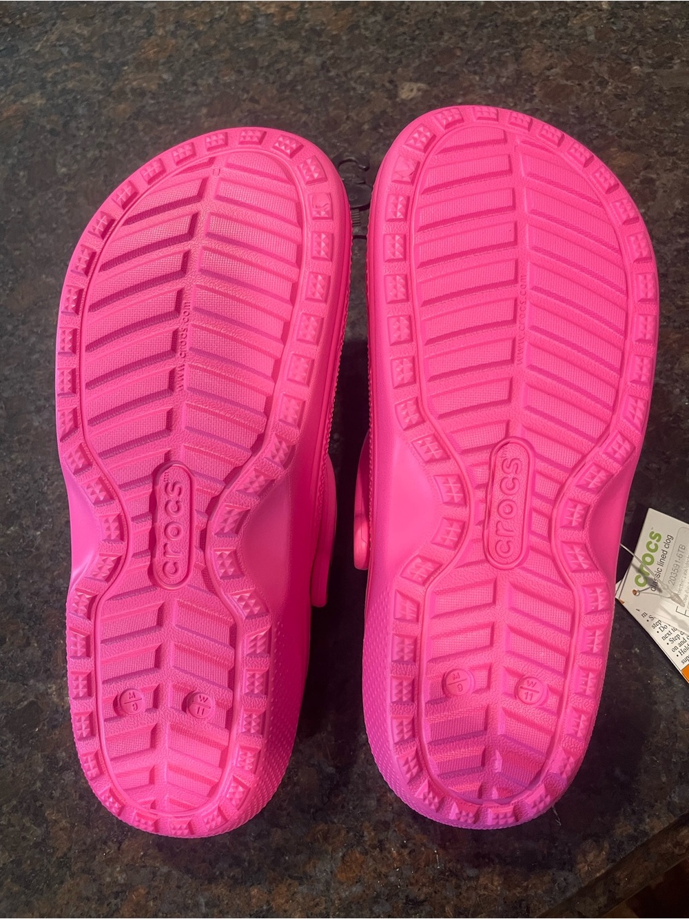 CROCS Fuzzy Lined Clog - Electric Pink - Picture 5 of 5